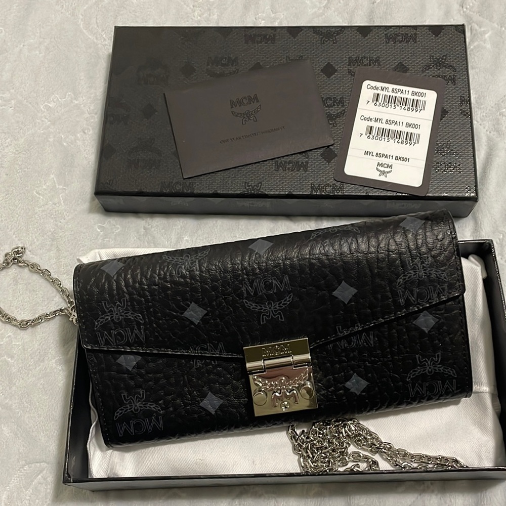 MCM CHAIN WALLET